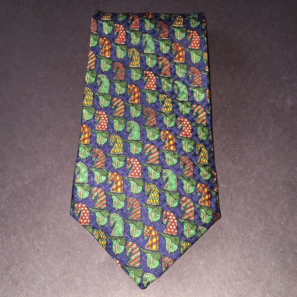 NWOT Pattinni 10% silk necktie with horse design